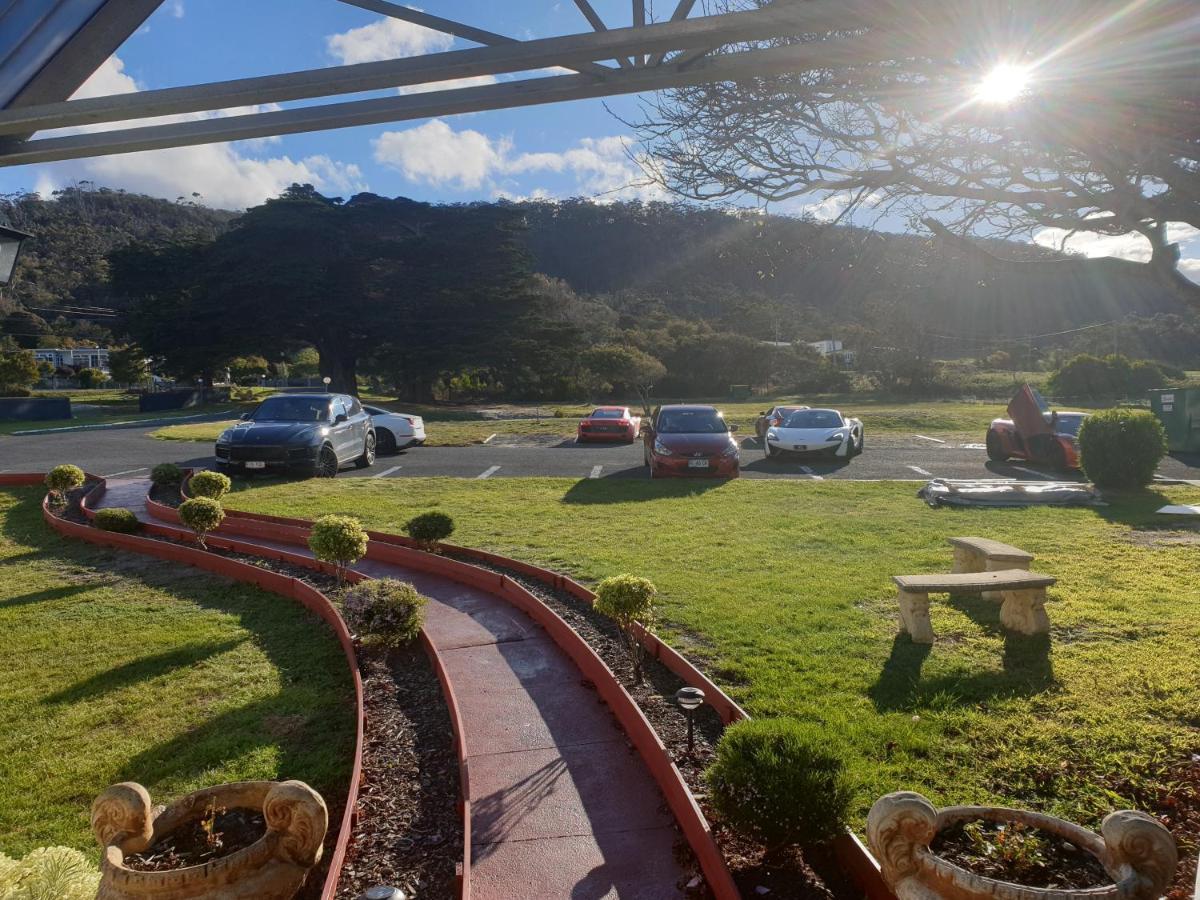 Diamond Island Resort, Restaurant & Bar And Penguin Show Bicheno Exterior foto